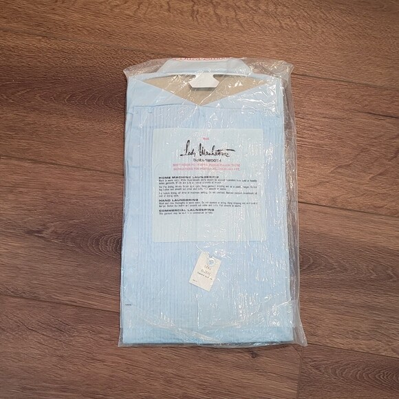 VTG Lady Manhattan Sz 12 S Blue Collar Pleat Long Sleeve Button Dura Smooth READ - Picture 7 of 16